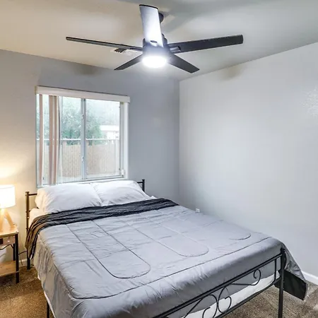 Fire Pit And Covered Patio Bullhead City Escape!
