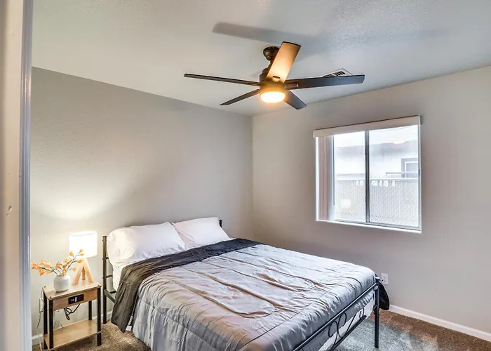 Bullhead City Escape: Snowbird & Covered Patio! Dom wakacyjny *